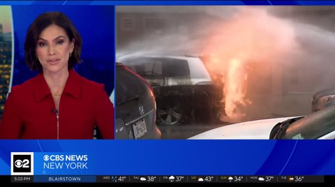 Manhole fire incinerates car, forces evacuation in Brooklyn