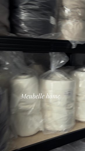 Rideaux californiens sur mesure pour un intérieur lumineux