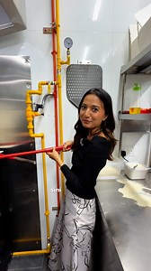 P&C Kitchen MH Platinum 2, Setapak – Cawangan Ke-4 Kini Dibuka! Dimiliki oleh usahawan Melayu Islam, P&C Kitchen bawa pengalaman tempat makan selesa & luas, muat hingga 90–130 pax, lengkap dengan ruang solat lelaki & perempuan. Tak kira korang craving makanan Western atau makanan Melayu, kami ada semuanya: Western: Spicy Korean Chicken Burger, Spicy Salted Egg Pasta Grilled Lamb, Tenderloin Steak, Seafood Jumbo, Gochujang Chicken Mac and Cheese, Pizza dan banyak lagi menu western yang sedap! Mak