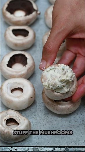 How to make stuffed mushrooms | Easy & flavorful appetizer 🍄🧀