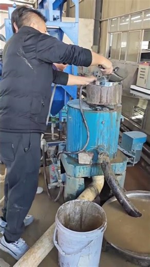 Small-scale rock gold crushing and refining production line