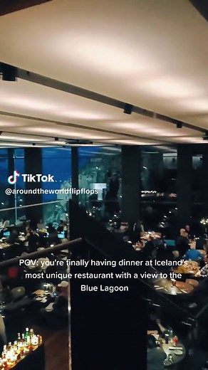 📍 Lava Restaurant, Blue Lagoon This is definitely one of the most unique restaurants I've ever seen 😍 It's built on a 800 year old lava cliff and you can dine with a view to one of the 25 wonders of the World 🖤 Tip: if you've been at the Blue Lagoon during the day with a Premium ticket, you'll get a free glass of sparkling wine if you're dining at the Lava Restaurant 🥂 #iceland #visiticeland #traveliceland #icelandtravel #exploreiceland #travel #bluelagoon #bluelagooniceland #restaurant #fin