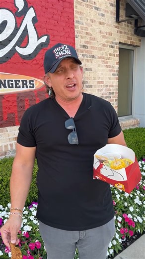 It’s National Chicken Month, and here’s the truth: some places give you only a couple of sides and call it a menu. Lee’s gives you real choices to go with hot, fresh, famous chicken. That’s worth celebrating. @iamrafewilliams | Lee's Famous Recipe Chicken