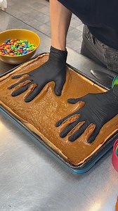 Turkey Handprint Pumpkin Pie! A tasty way to give thanks 🥧🦃 | Chefclub Network