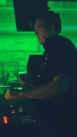 Perc #perc # #epicdrop #techno #steenhouwer #viral #dj #shorts #shortsviral #reels #reelviral