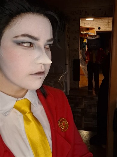 Tenna cosplay guide: Deltarune Tenna & Spamton imagefriend look