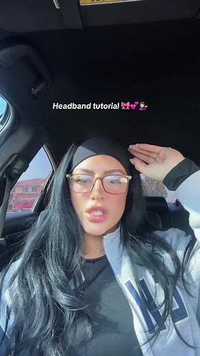Quick and Easy Headband Hairstyle Tutorial