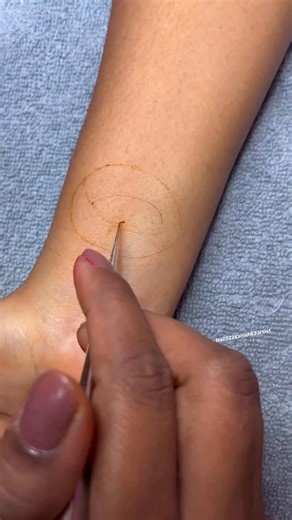 265K views · 5.4K reactions | Front hand miniature mehndi design Basic to Advance Course & Portrait incl Classes and booking enguries- 9315885450 like share and subscribe  my youtube channel..... Follow me Instagram....... Daily trending videos and post uploaded foryou......, . . #offlineclasses #offlineclasssdelhi #mehndiclasses Delhi #mehndiclasses #its2022kanishkaartist #delhi #kavachuthmehndidelhi #bridalmehndidelhi #mehndibyits2022kanishkaartist | Kanishka Ak Rahul | Facebook