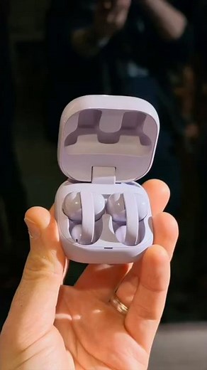 Sony's New Earbuds Aren't What You'd Expect | LinkBuds Clip #Shorts