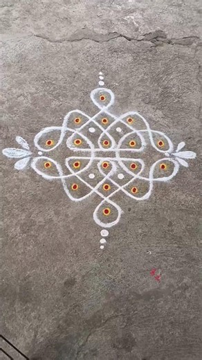 simple kolam #kolam #rangoli #trending #muggulu #viral #shorts #shortsfeed #yt #art #youtubeshorts