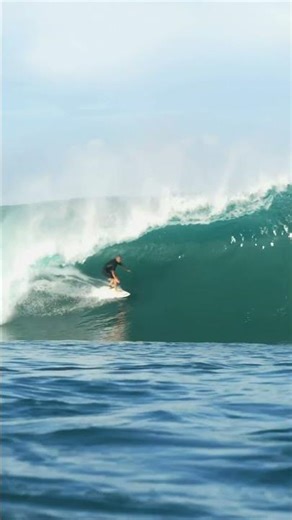 🔴Ivan Florence Taking the High Line at Teahupo'o