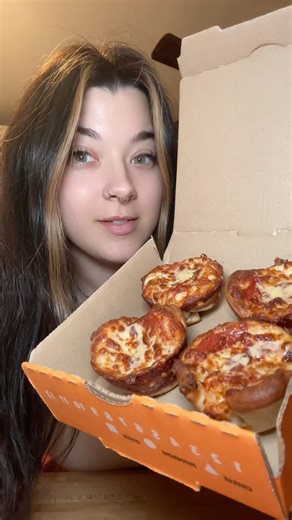@littlecaesars pepperoni crazy puffs! 🍕 @hidden.valley #littlecaesars #littlecaesarspizza #littlecaesarscrazypuffsreview #littlecaesarscrazypuffs #eatwithbecks #eatwithme #comeeatwithme #makesureyoueatyoudeserveit #clevelandfoodie #food #foodie #clevelandfood #clevelandfoodies #ohio #cleveland #clevelandohio #cleohio #cle #foodreview #foodblogger #clevelandblogger #clefood #cleeats #clefoodies #clefoodie #eatlocalohio #clevelandfoodblogger #foodielife | Eatwithbecks
