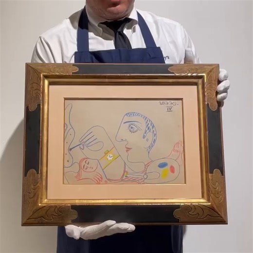 Have you ever heard of verso/recto in art? 🖼 This term is used for the front and back of a single sheet of paper, which is also the surprising element in Pablo Picasso's 1970 'Le Peintre et son modèle (A Double-Sided Work): it features a second drawing on the other side of the work, both representations of a painter with their palette and easel. 🎨 As Picasso always worked directly on flat canvases without a palette and easel, these characters read more like shorthand, rather than being accurat