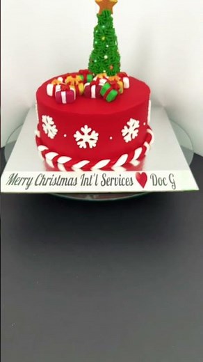 Chocolate Christmas Cake #shorts #chocolatecake #cakedecorating #receipe #callofduty #codmobile #fyp