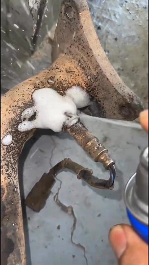 Oxygen sensor stuck and removed #fbyシvideo | car technician