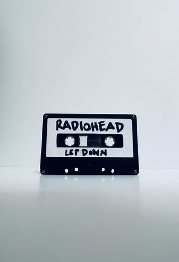 Radiohead / Let Down - 1997 #radiohead #letdown #lyrics #thomyorke #banger #bestmusic #realmusic #throwback #throwbacksongs #mixtape #fridaynight