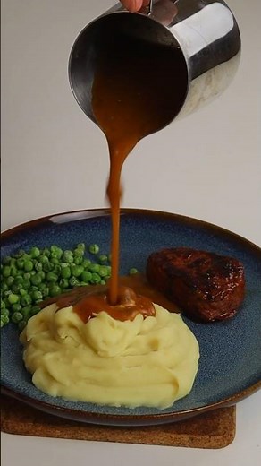 5 Minuten Bratensoße (ohne Fleisch)