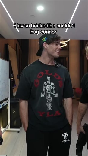 Clavicular Kick: Awkward Hug Reactions Explained