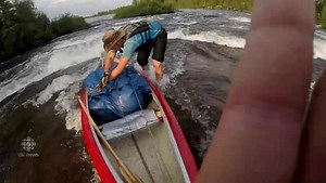 RAW: German tourists crash canoe on Hayes River (VIDEO: Wolf Wagner)