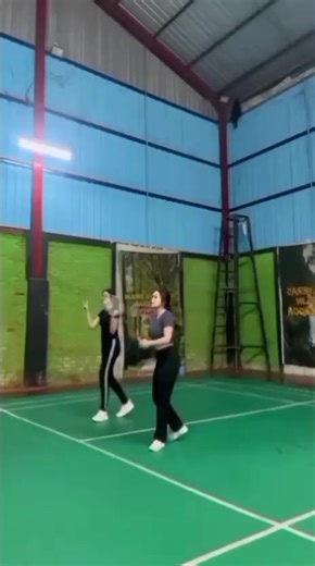 🍫 (@priscilliamichel)’s videos with som original - Mari_words