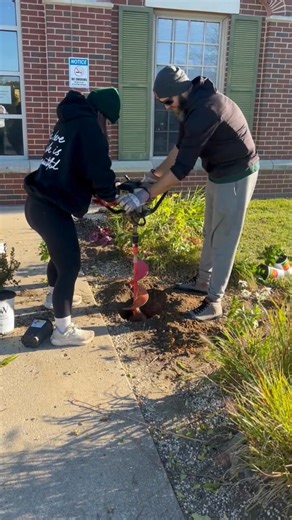A tradition we look forward to every year, the annual Day of Caring! | Reilly Financial Group LLC