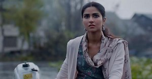 ‘Notebook’ movie review: Forget the romance and look out the window