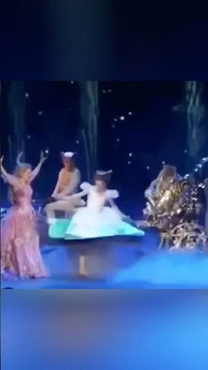 Quick change moments in musical#musicaltheatre #broadway #quickchange