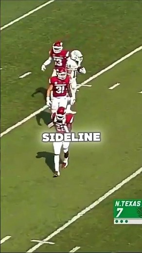 One of the craziest 90 yard touchdowns ever seen.