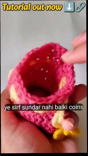 Mini crochet coin pouch