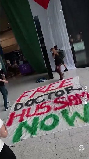 Londra'da Filistinli doktor Ebu Safiyye'nin serbest bırakılması için eylem düzenlendi