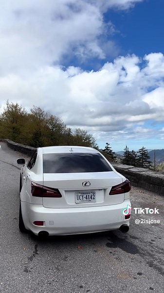 Lexus IS250: Lowered Yet Elevated Spirit