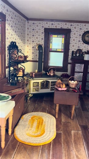 Victorian Dollhouse Miniature Kitchen #dollhousekitchen #miniaturefood