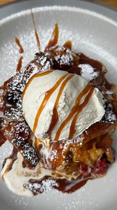 Oh you know just a little ooey gooey, boozy bread pudding for your feed! RECIPE BELOW Serves: 8 Ingredients 1 1/3 cups granulated sugar, divided 3/4 heavy cream 2 tbs whiskey Bread Pudding 2 1/2 cups heavy cream 1 1/4 cups whole milk 1 1/4 cups packed light brown sugar 5 large eggs 1 tbs pure vanilla extract 1 tsp each ground cinnamon and ground ginger 1 1/2 lb Challah bread or French bread, cut into 3/4-inch-thick slices 1/2 cup fresh raspberries 1/4 cup raisins 1 cup pecans toasted, coarsely c