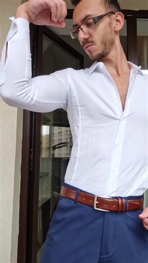 see my other videos to see how I look Shrirtless 😈 #fitmandan #muscleworship #bicepflexing #muscleflex