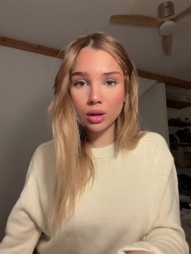 Vidéos de Constance (@constance.vn) avec son original - DJ Busset