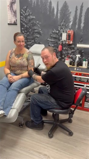 💖🖤 Next Gen is leaving their mark this Pink Weekend — literally! 🖤💖 Pink and black tattoos are BACK and the deals are 🔥 all weekend long! ✨ New merch ✨ New designs ✨ Special surprises just for Pink Weekend Don’t miss out November 20-22 — stop into Next Gen and celebrate WV’s Largest Small Business Movement in true style! 🙌 #PinkWeekendWV #NextGen #ShopSmallFirst #SupportLocal #WVStrong #ShopLocalWV #CommunityOverCompetition #SmallBusinessMovement #PinkAndBlack | Summersville Area Chamber o