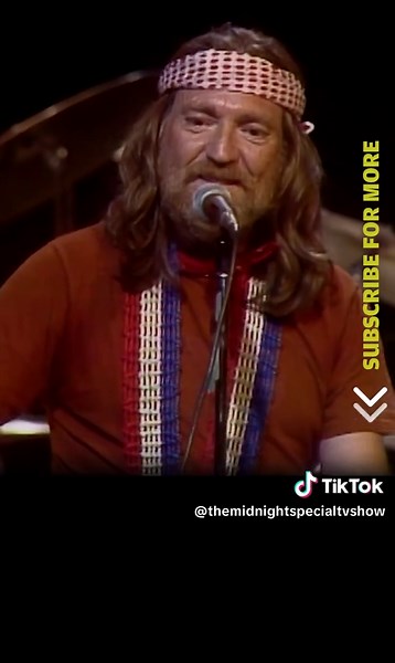 Willie Nelson's Live Performance of 'If You've Got The Money'