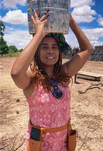 Haaai no! Miss me on this type of village life! It’s not for me! The song is sung by @Aailix Liever #hellanghifindaka #namibiantiktoker🇳🇦 #ondobe