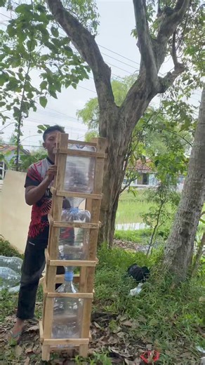 1.3M views · 10K reactions | Bikin perahu galon bekas part 3 #perahu #galonbekas #bolang #riedwanrichie | Riedwanrichie Maulana | Facebook