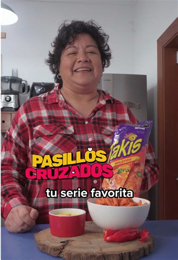 ¿Crees que eso pica? Esta salsa sí. Prepárala y disfruta la serie más picante: Pasillos Cruzados.