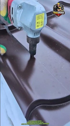 Cutting Plastic Roofing Sheets Using an Electric Sheet Cutter #constructiontools #plasticpanels