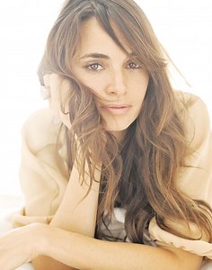 Mía Maestro | Actress, Producer, Choreography