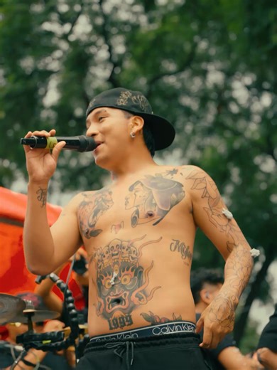 No me dejes: Cumbia desde Cochabamba