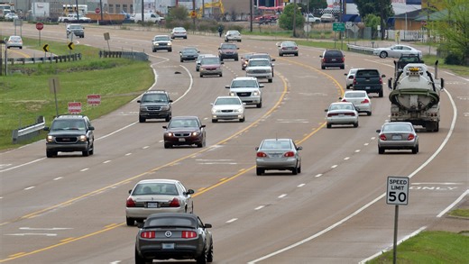 Car insurance customers getting cash back in Mississippi