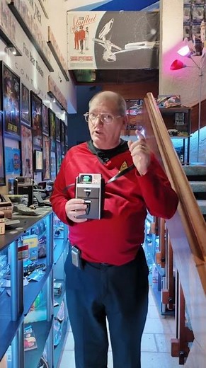The Wand Company Star Trek Tricorder Review - Finally!