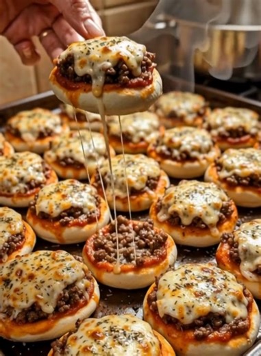 408K views · 1.2K reactions | "My neighbor tried it and literally walked back to ask if I had more. That’s when I knew I did something right." Full recipe   | Cooking Ideas & Recipes | Facebook