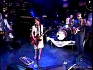 Feist - Secret Heart (Live)
