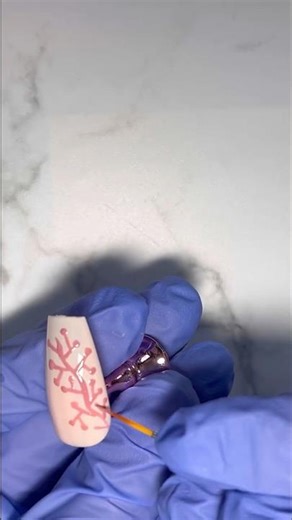 Simple Spring Nail Design 🌸 Easy Nail Tutorial #nailart #shorts