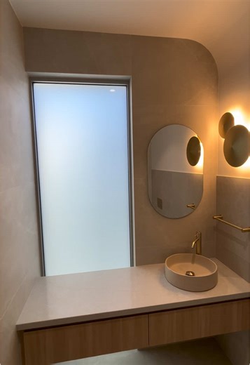 Before & After 🤌🏼 #tiling #tilersoftiktok #fyp #construction #building #fyi #tradesman #tiles #perthbusiness #perthbuilder #bathroomrenovation #renovation #foryoupage #