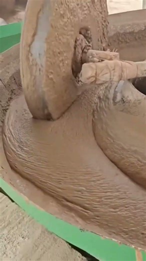 How can gold be extracted from lode gold mines? Of course, you need a gold panning machine. #gold